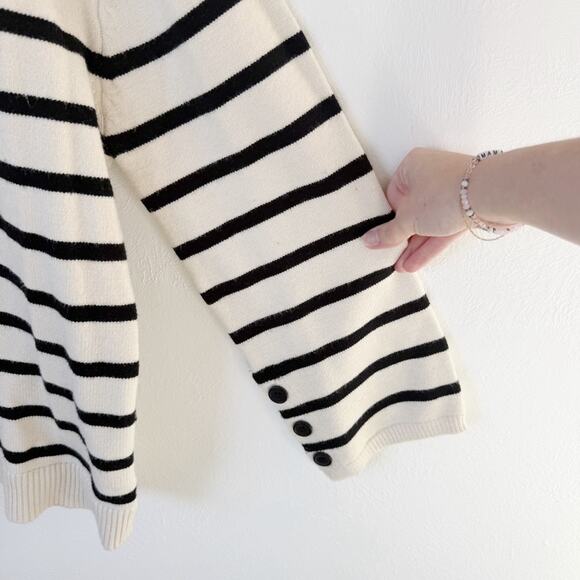 August Sky Striped Oversized Sweater Sz L - Picture 5 of 7